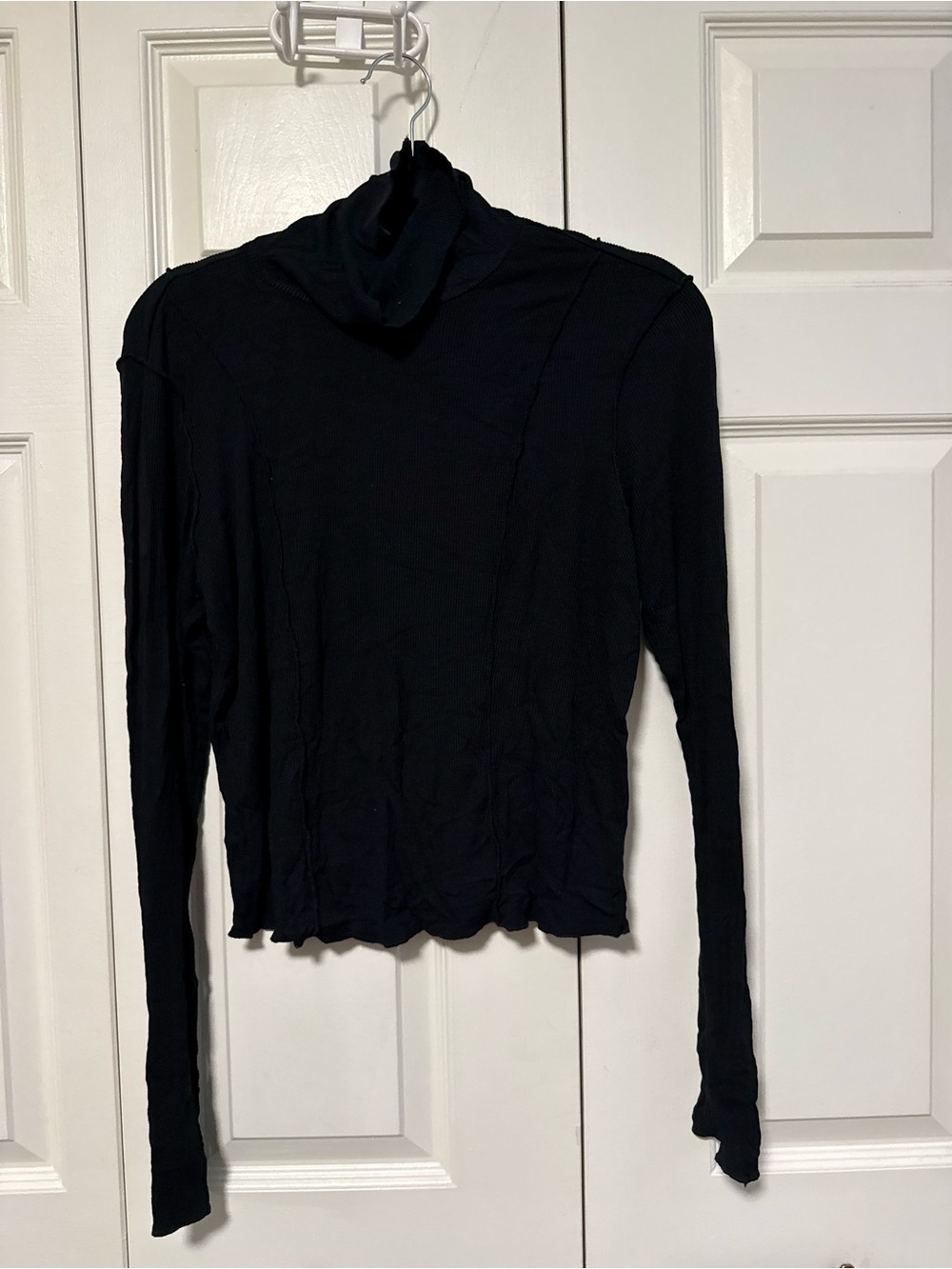 wild fable Black Long-Sleeve Turtleneck Top